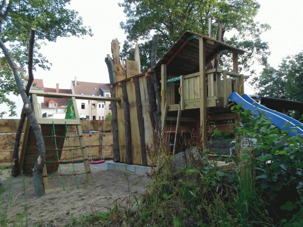 Kl17 Ostel Doebeln Hostel Exterior foto